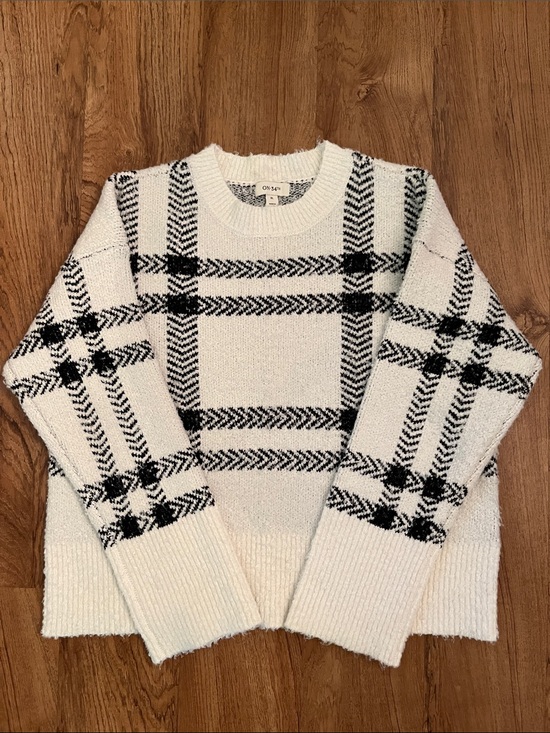 ON 34th Sweaters - On 34th Plaid Crewneck Sweater